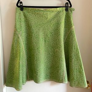 NWT Studio M green embroidered skirt size 14